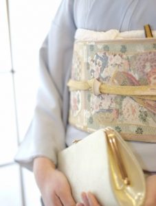 結婚式で親族が着る留袖の格式あるデザイン